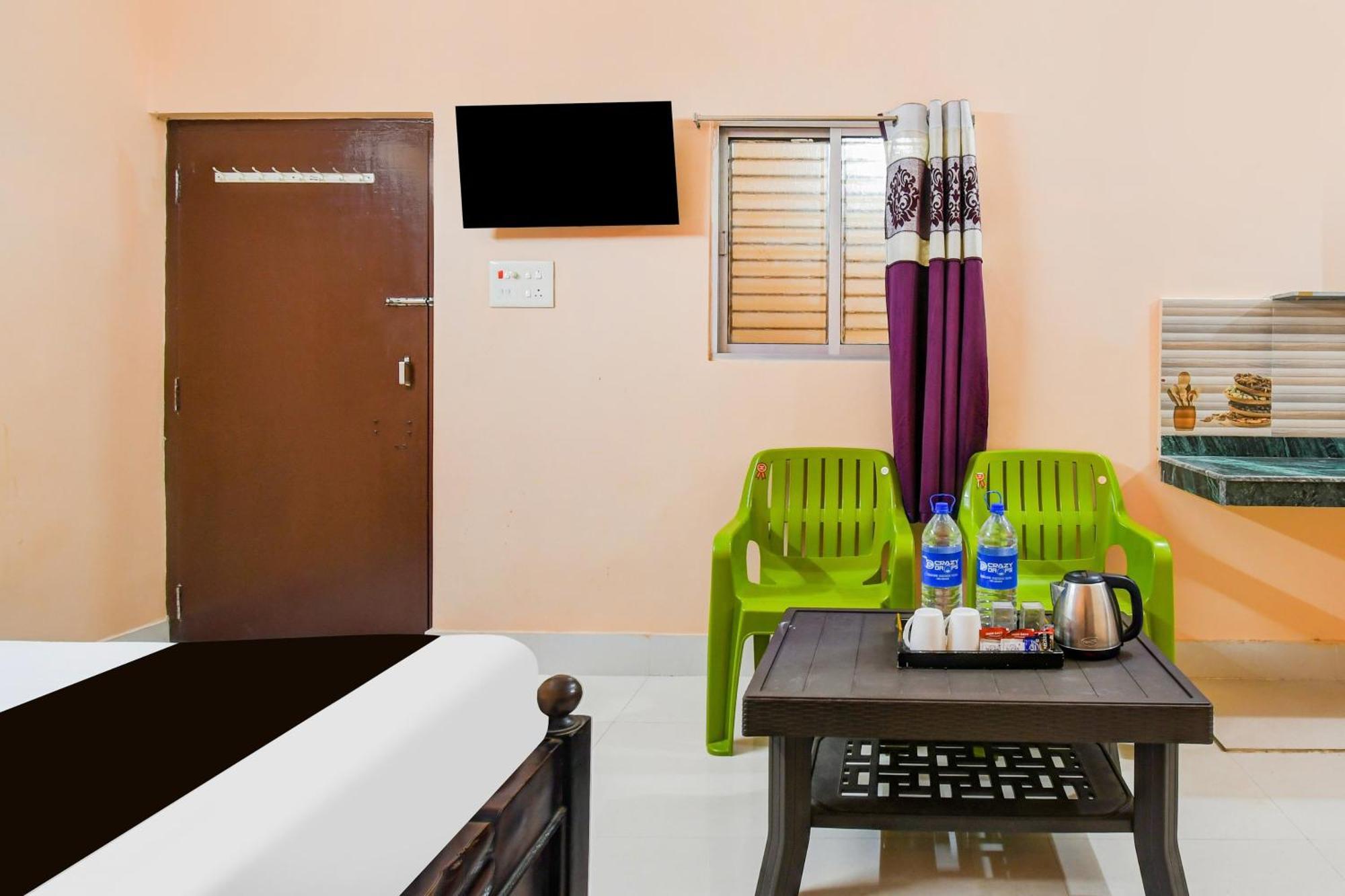 Super Hotel O Dakshin Dwar Formerly Radha Krishna Niwas Puri Eksteriør bilde