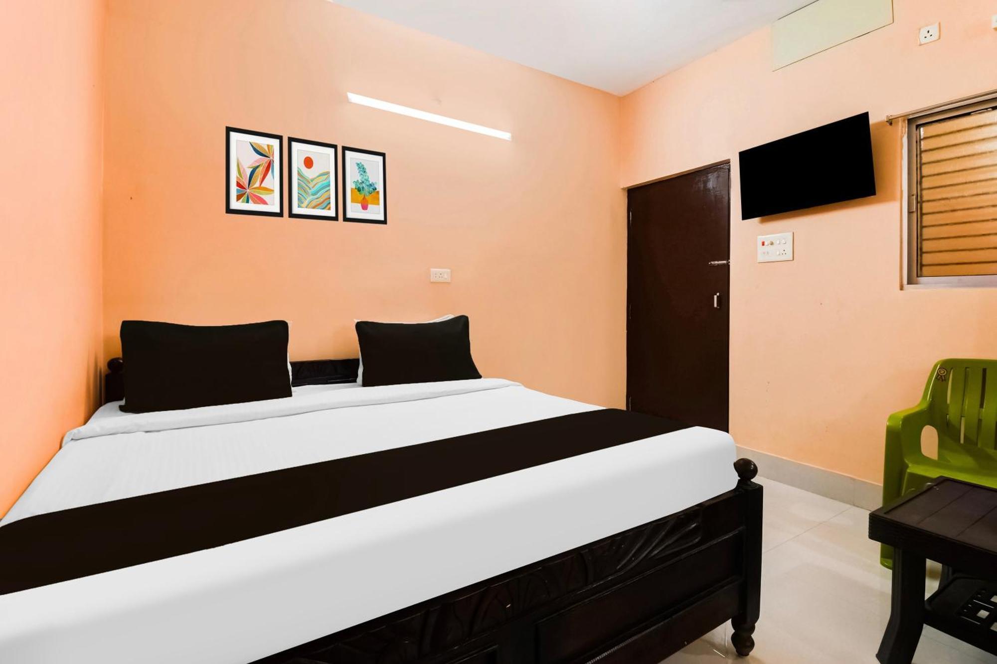 Super Hotel O Dakshin Dwar Formerly Radha Krishna Niwas Puri Eksteriør bilde