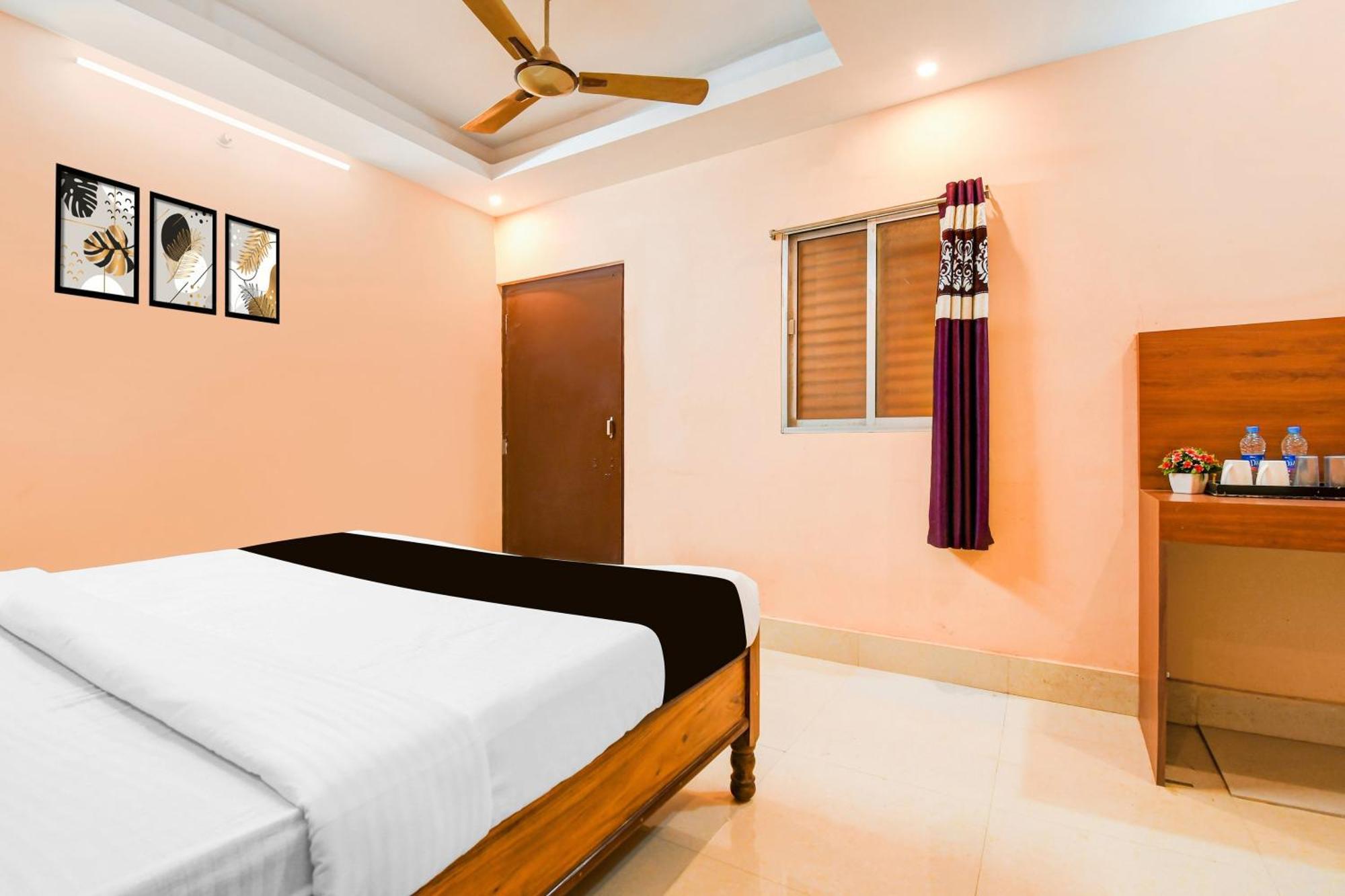 Super Hotel O Dakshin Dwar Formerly Radha Krishna Niwas Puri Eksteriør bilde