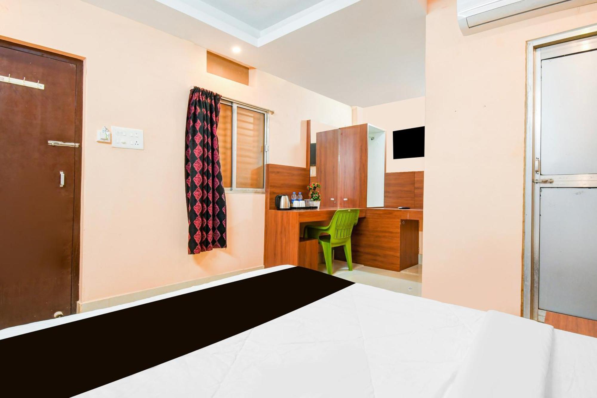 Super Hotel O Dakshin Dwar Formerly Radha Krishna Niwas Puri Eksteriør bilde