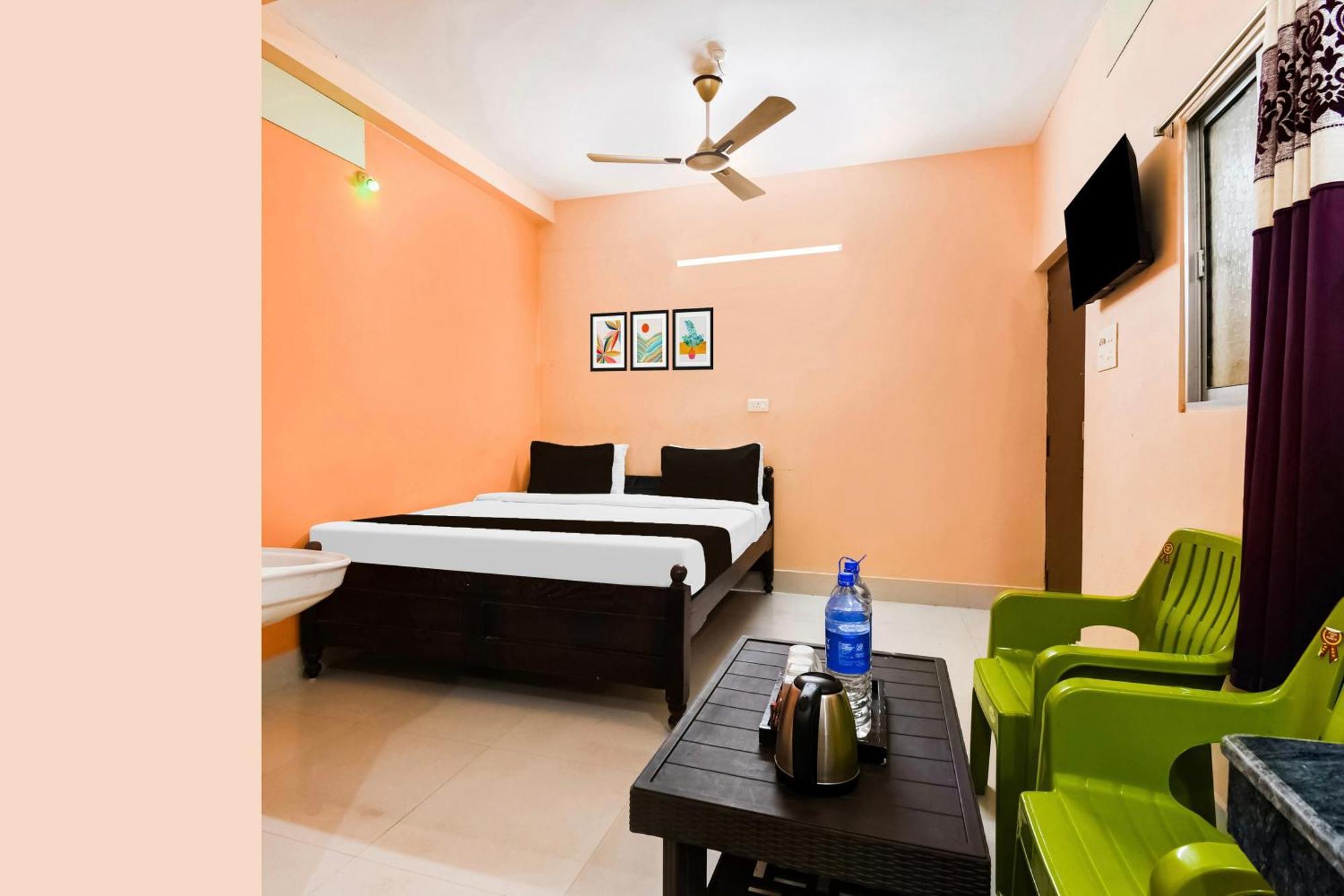 Super Hotel O Dakshin Dwar Formerly Radha Krishna Niwas Puri Eksteriør bilde